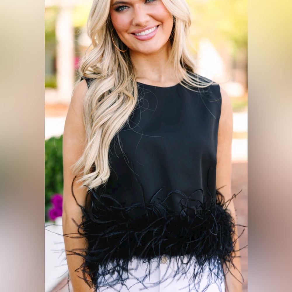 Cute chic black fringe top worn once